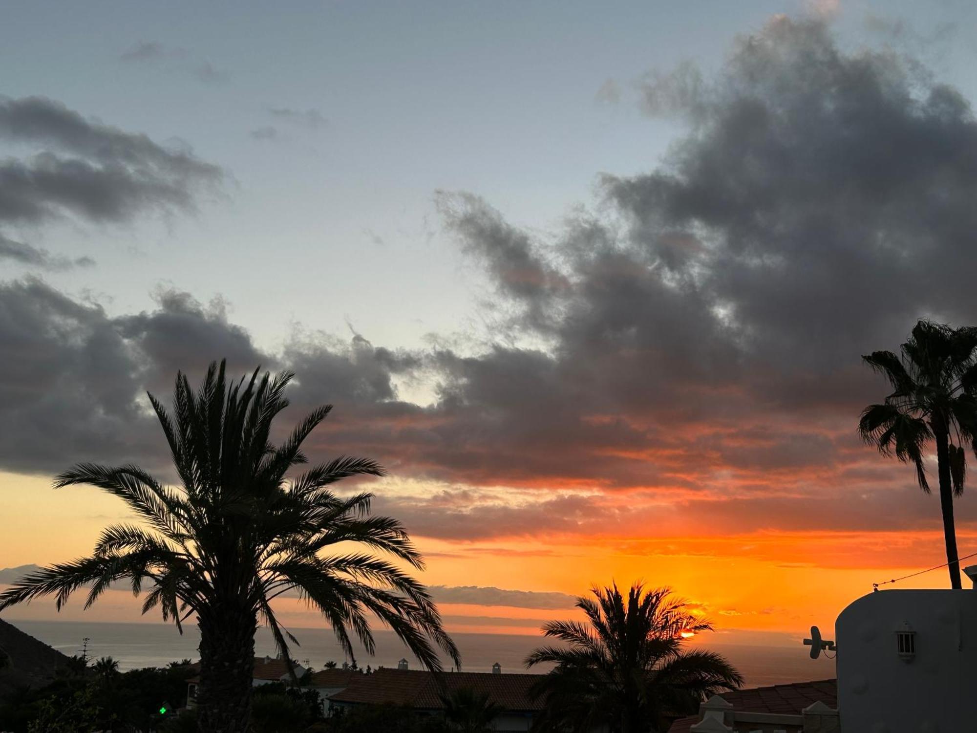 Villa Azure Horizon And Breeze - Panoramic Ocean View And Heated Pool Chayofa Exterior foto